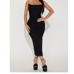 NWT Fashion Nova On Point Mesh Corset Midi Dress